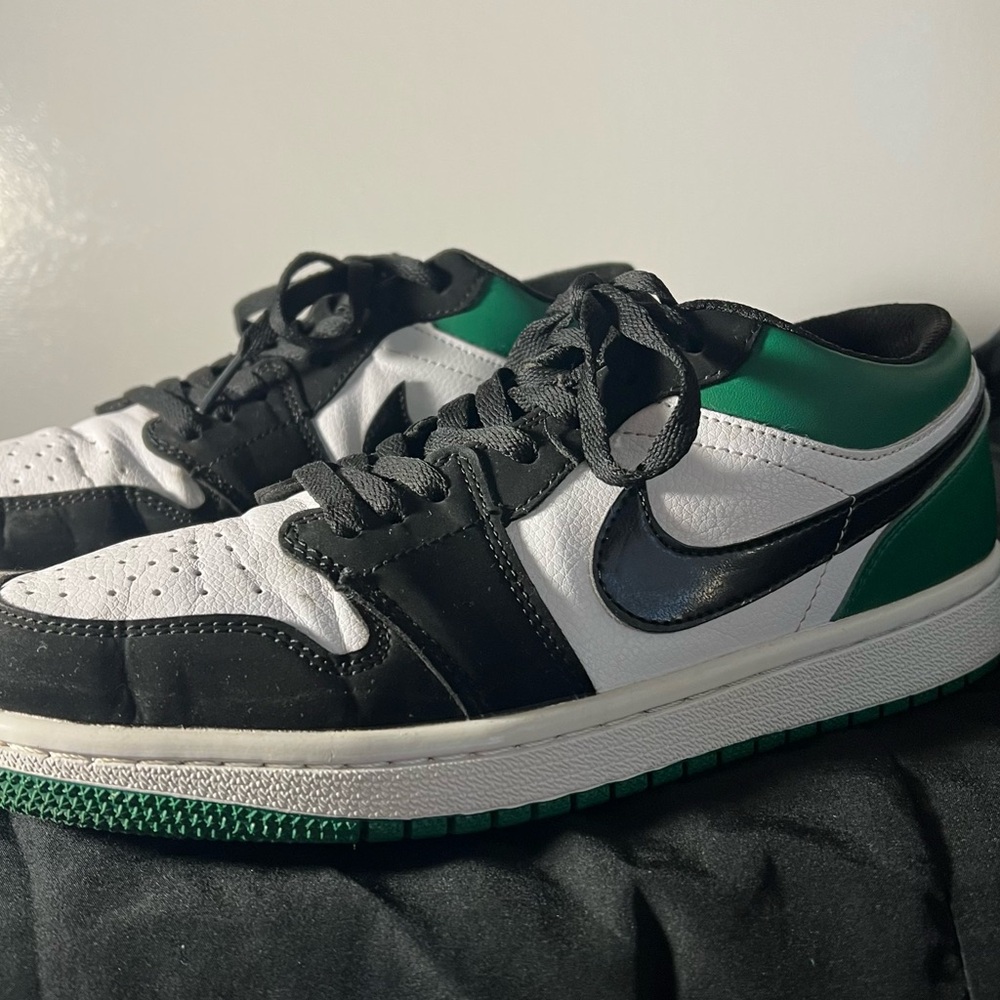 Nike Black and Green Men's Sneakers